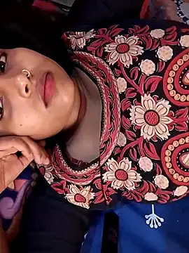 Stripchat Sex Cam of Sexy_Divya__