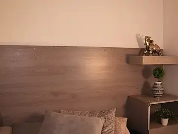 Stripchat Free Porn Cam of Jennmiiller_