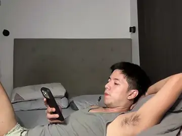 Stripchat Sex Cam of Addictiveboi