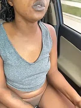 Stripchat Adult Webcams of Ebony_Queeen