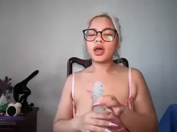 Stripchat Free Live Porn of Tina_Slick