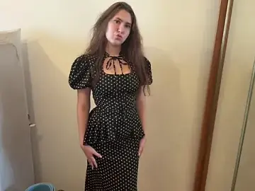Stripchat Free Live Porn of WavaRabuse