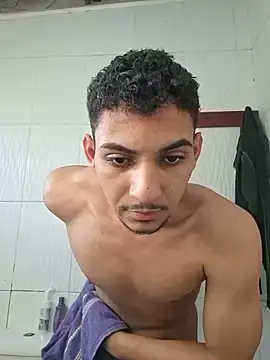 Stripchat Live Sex of andre_oliver2