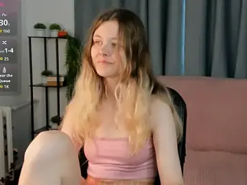 Stripchat Best Webcam of Glitch_Doll