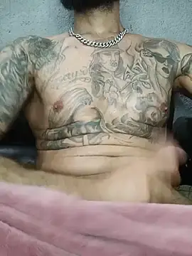 Stripchat Live Sex Cam of Kerryflon