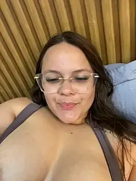 Stripchat Sex Chat of Laryssinha_69