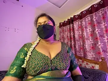 Stripchat Adult Webcams of LouleyRani_