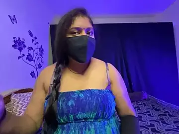 Stripchat Nude Webcam of LouleyRani_
