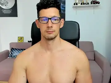 Stripchat Sex Cam of BrutusK08