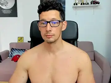 Stripchat Free Porn Cam of BrutusK08