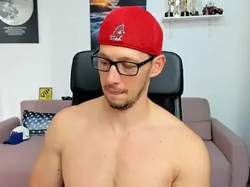 Stripchat Free Live Porn of BrutusK08