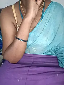 Stripchat Live Sex Cam of Tamil-hotwife