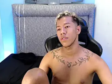 Stripchat Live Porn of Taylerr_18