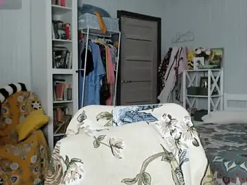 Stripchat Live Sex Cam of BloomingAllure