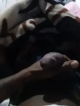 Stripchat Watch Live Sex Cams of lloydtapu