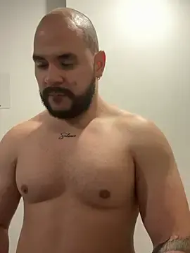 Stripchat Live Sex of Axel_Dominus