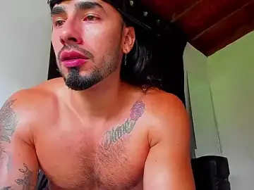Stripchat Live Sex Cam of Baky_sexy