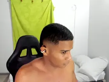 Stripchat Live Porn of corzoethan