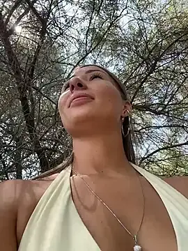 Stripchat Live Sex of Wonder_Kari