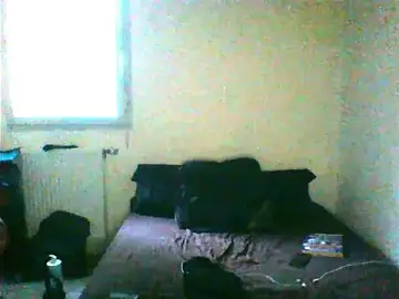 Stripchat Adult Webcams of papoupinthishit