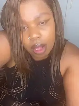 Stripchat Watch Live Sex Cams of Cuddle_Bear