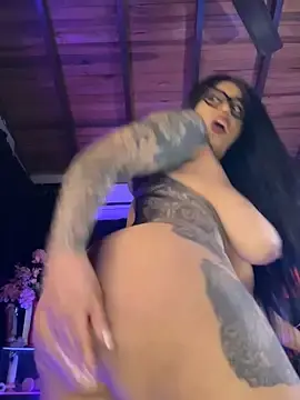Stripchat Sex Cam of monroe_777
