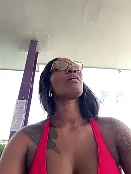 Stripchat Nude Webcam of Bustykeyla