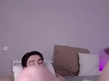 Stripchat Live Sex Cam of RobbyCharming