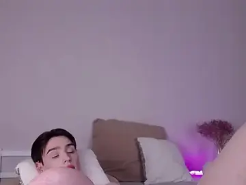 Stripchat Watch Live Sex Cams of RobbyCharming