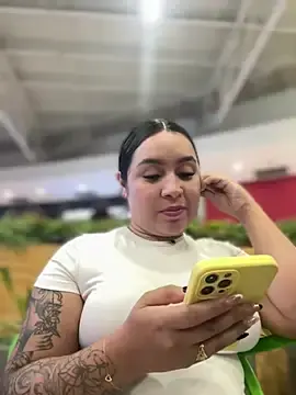Stripchat Free Porn Cam of Pretty_Isadora