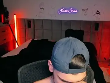 Stripchat Nude Webcam of JordanShow