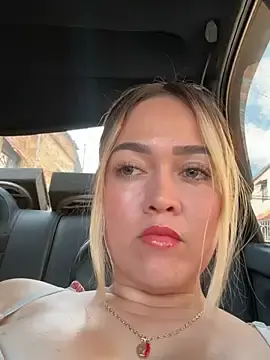 Stripchat Best live sex cam show of Danielavegax
