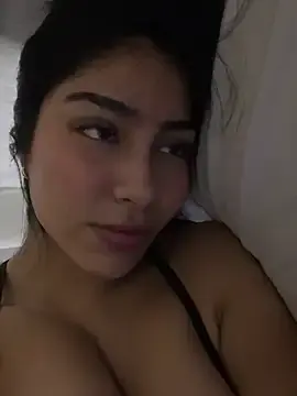 Stripchat Free Live Porn of Linarodri