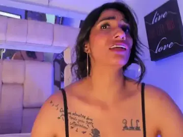 Stripchat Live Sex Cam of Tashi7