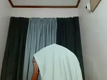 Stripchat Sex Cam of Allison_Scott