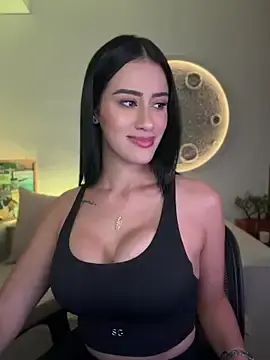 Stripchat Adult Webcams of SarahhSmitth1