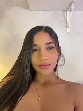 Stripchat Free Live Porn of AlessiaVallmont