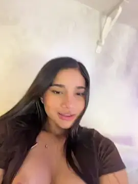 Stripchat Free Porn Cam of AlessiaVallmont