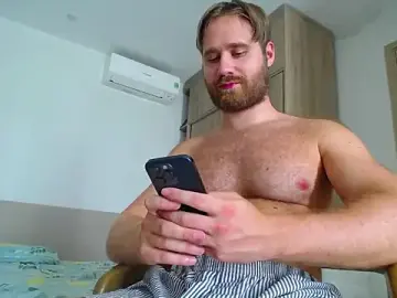 Stripchat Nude Webcam of LorenzoLux