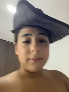 Stripchat Live Porn of MelodyRey__