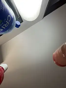 Stripchat Adult Video Chat of Emmily_19