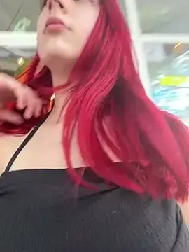 Stripchat Sex Cam of sexymelli18