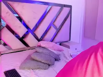 Stripchat Live Sex of Elena_Tylor