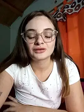 Stripchat Live Porn of Emmacut