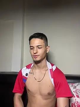 Stripchat Watch Live Sex Cams of Aaronsexroom