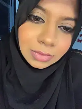 Stripchat Watch Live Sex Cams of Malika_Secrets