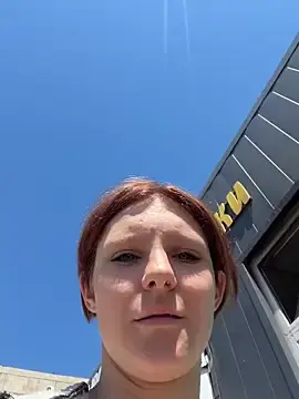 Stripchat Live Porn of MiraReach
