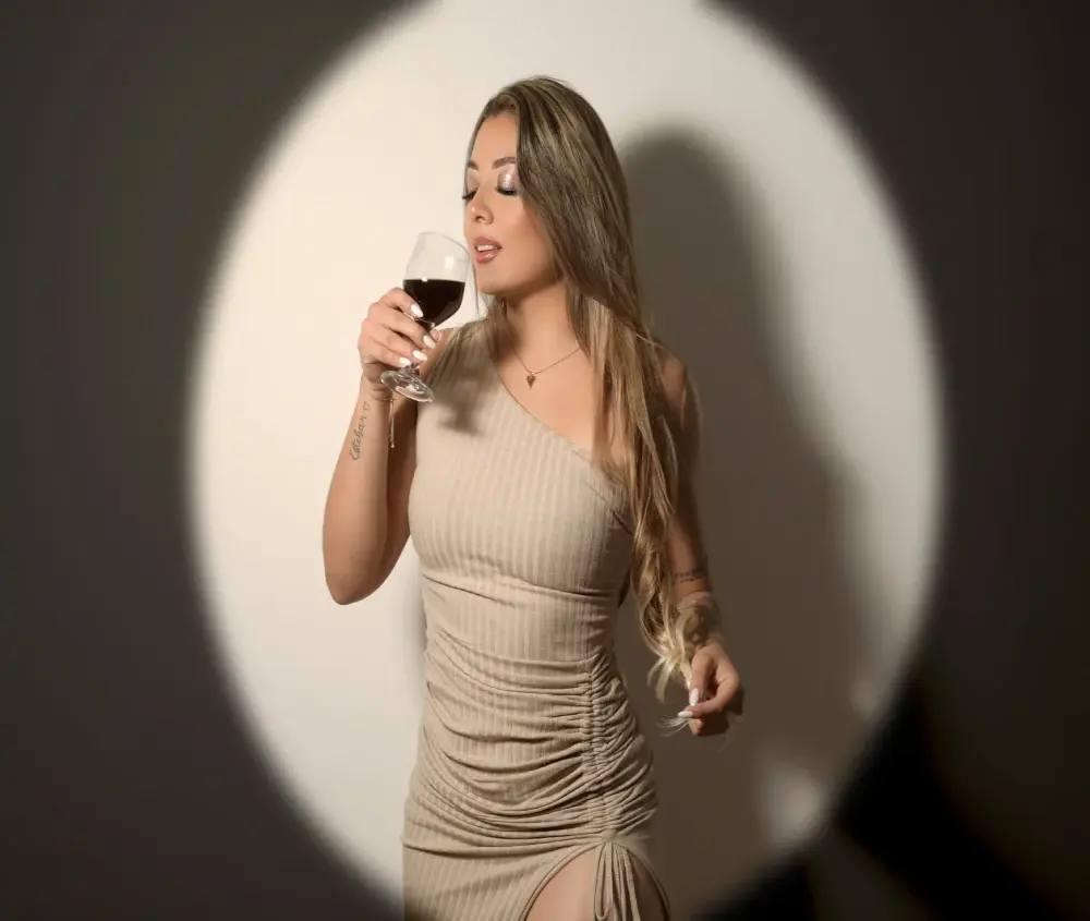 Emma_JJones