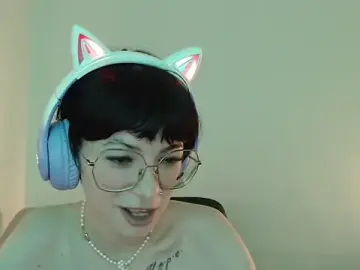 Stripchat Live Sex Cam of Marley_Queen