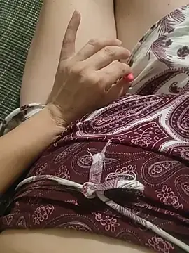 Stripchat Sex Chat of SONOVERGINE2008